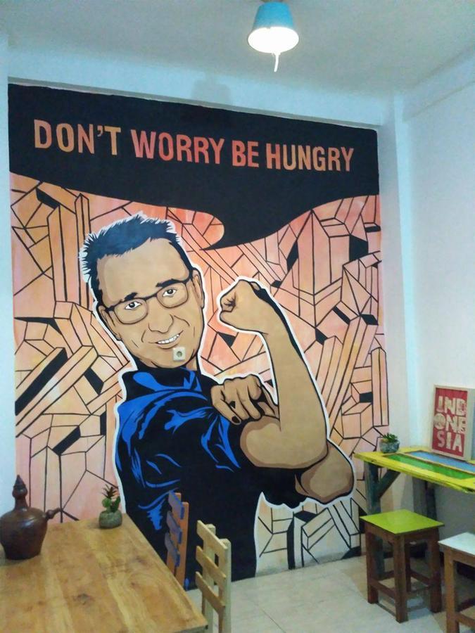 Hati Hati Hostel Джокякарта Екстериор снимка