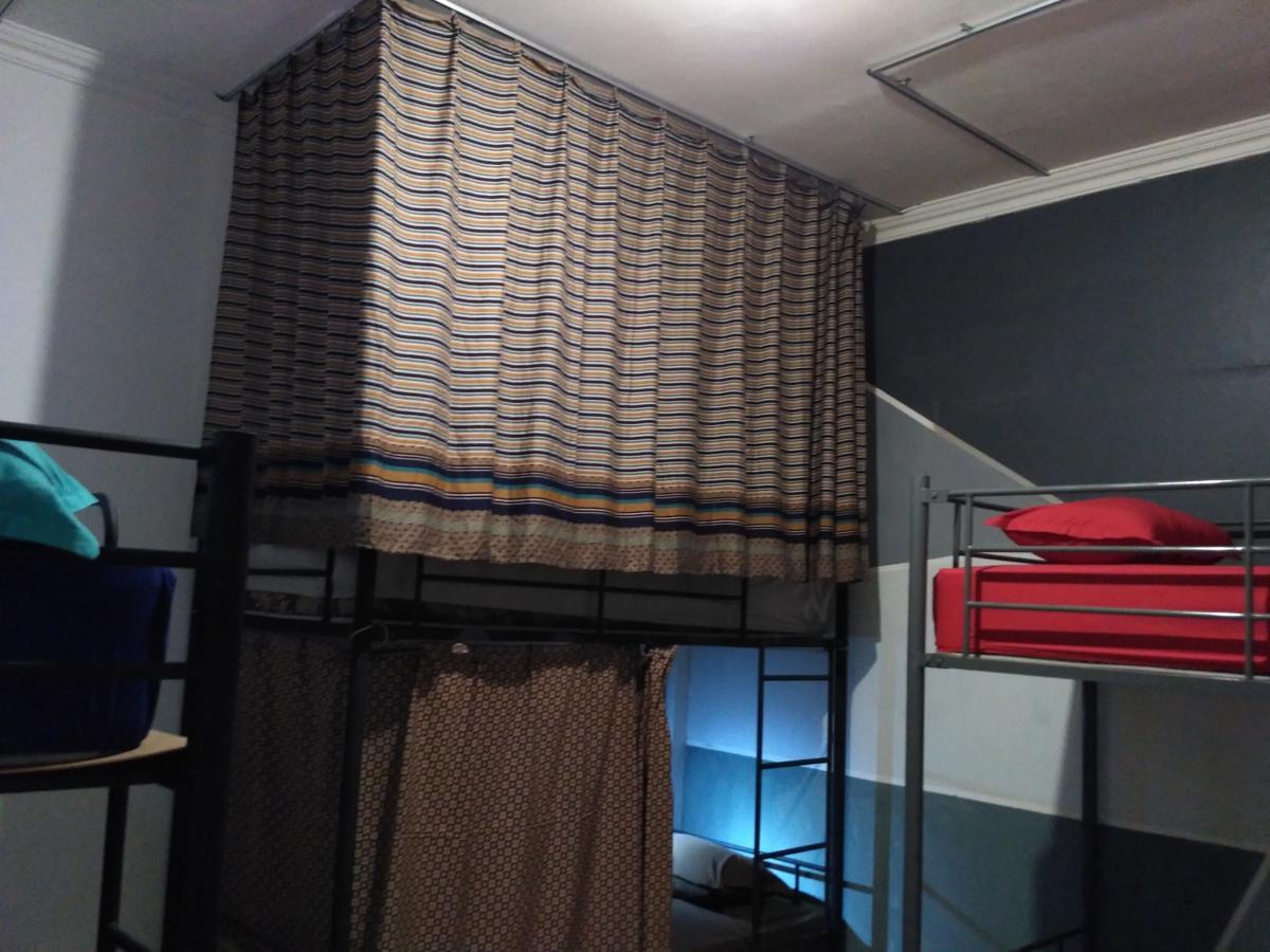 Hati Hati Hostel Джокякарта Екстериор снимка